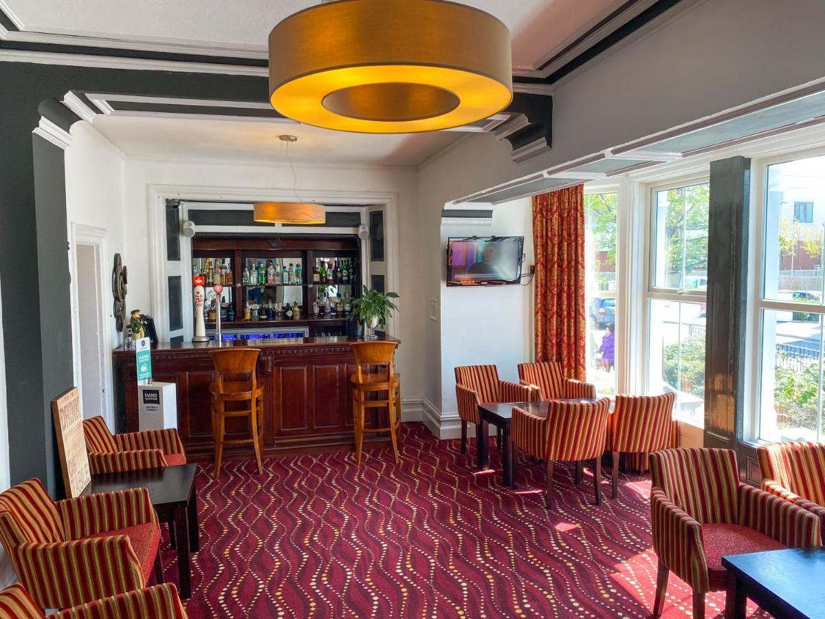 The Broadway Hotel 랜디드노 외부 사진